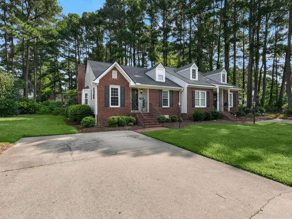 2210A Chelsea Dr NW, Wilson, NC 27896