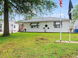 36 Bob O Link Dr, Springfield, IL 62702