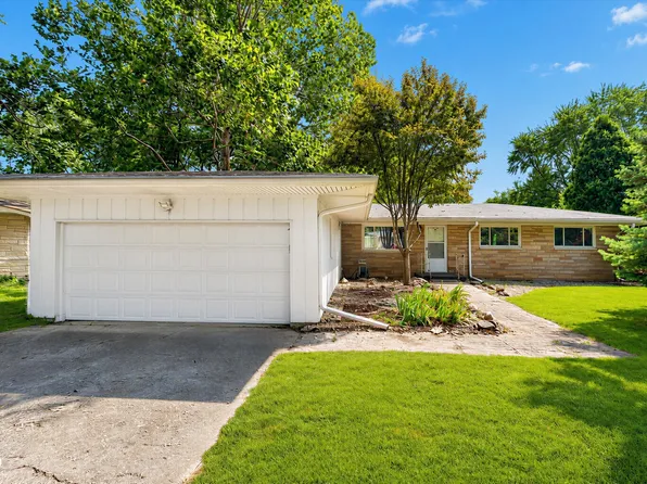 10207 Carrollton Ave, Indianapolis, IN 46280