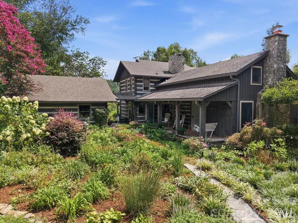 2595 Henderson Mill Rd, Morganton, NC 28655