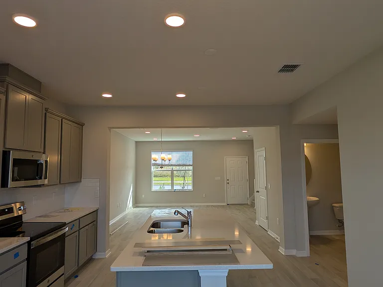 12184 Plumpton Dr — Photo 8