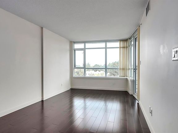 4th image of 2080 Broadway W #768