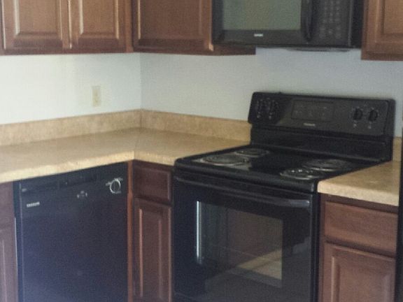 3rd image of 3316 Vishaal Ct