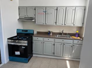 23-62 37th St Floor 2, Astoria, NY 11105