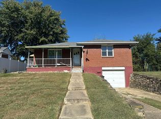 212 Scott St, Charleroi, PA 15022