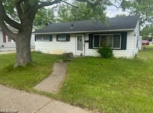 401 Gulf Rd, Elyria, OH 44035
