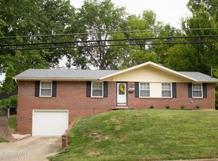 303 Belair Dr, Jefferson City, MO 65109