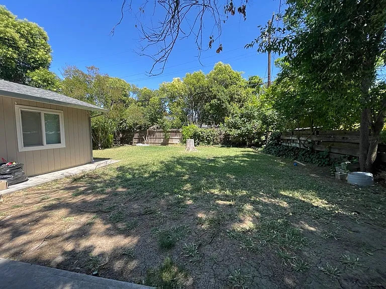 610 Anderson Rd — Photo 12