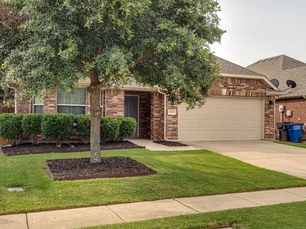 2829 Crescent Lake Dr, Little Elm, TX 75068