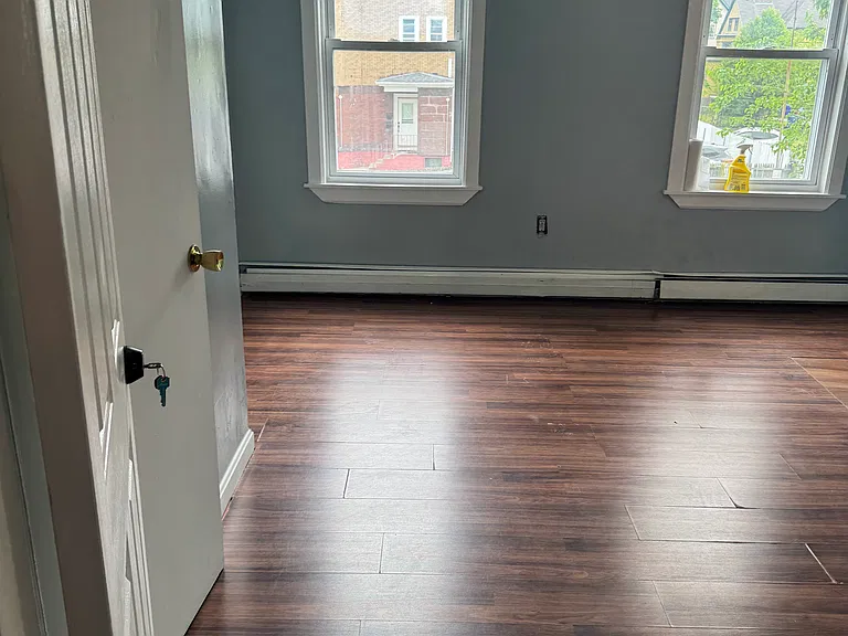 394 Blackstone St #2 — Photo 4