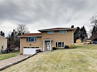 17 Ewing Rd, Mc Kees Rocks, PA 15136