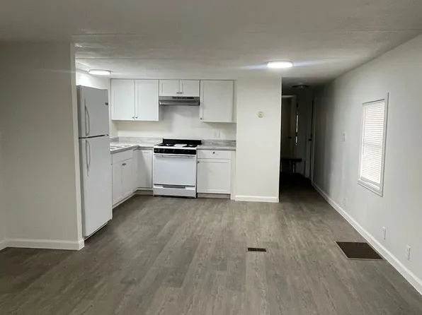 135Howa, 127-147 NE Howard Ave #135-02, Bartlesville, OK 74006