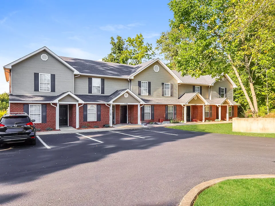 1150-1156 1164 Woodland #DRIVE;-1204