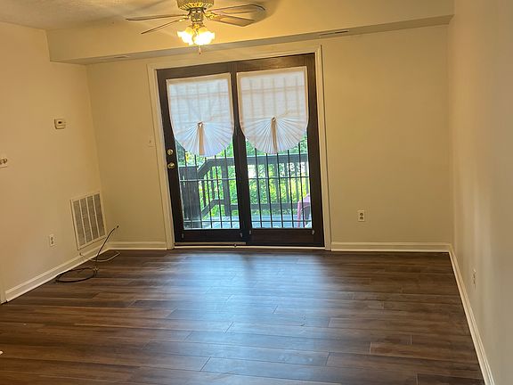 3rd image of 3326 Shore Dr #1