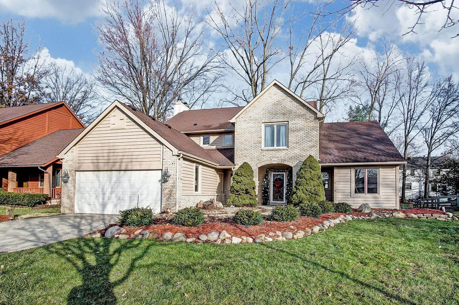 652 Amy Lu Ct photo 1