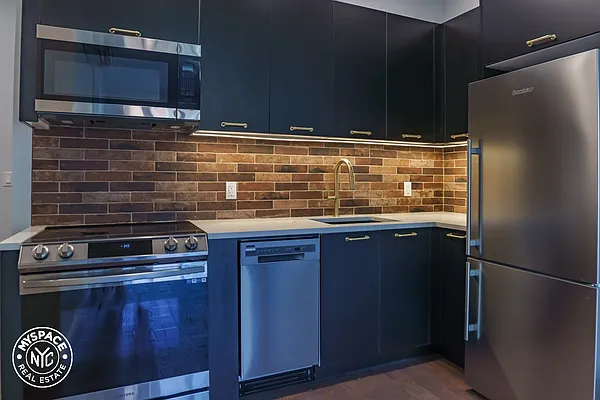 Rented by MySpaceNYC | media 3