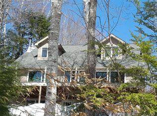 149 Peninsula Dr, Rome, ME 04963