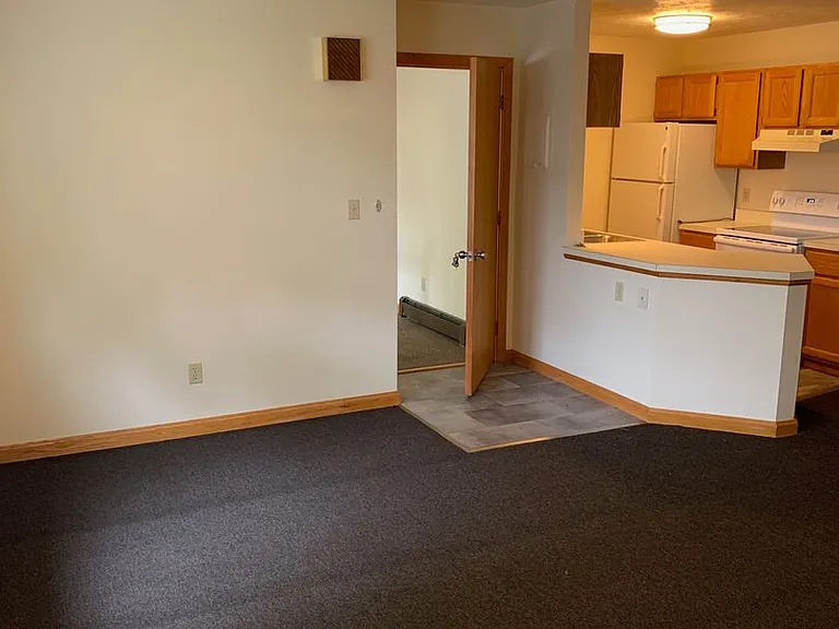 Millstream Apartments — Photo 13