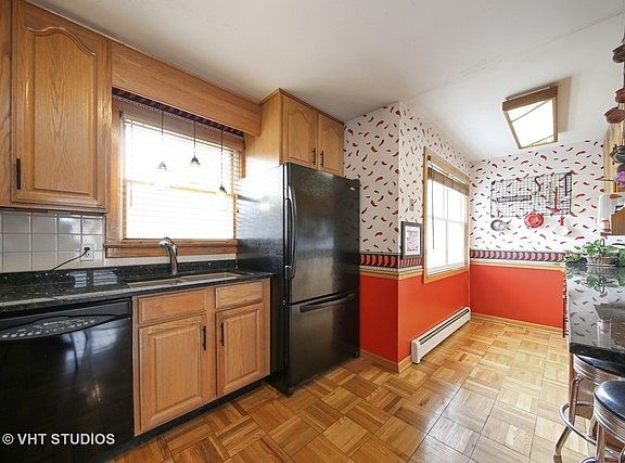 4th image of 3639 N Page Ave