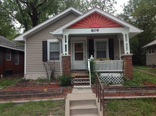 809 N 6th St, Columbia, MO 65201