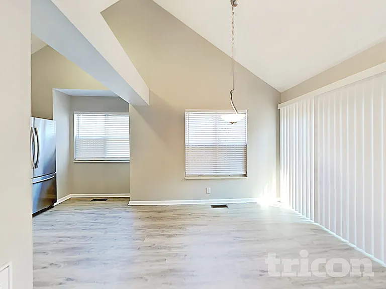 5713 Briarwick Ct — Photo 3