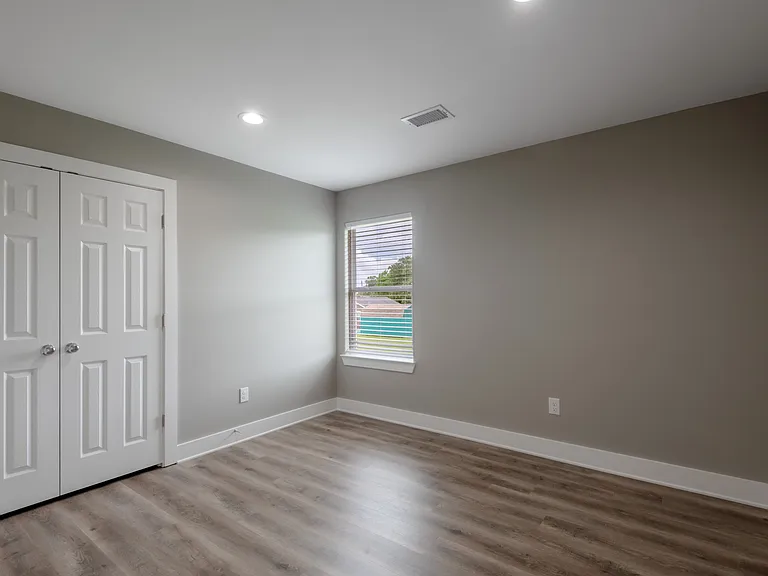 250 N Shady Oaks Dr — Photo 15
