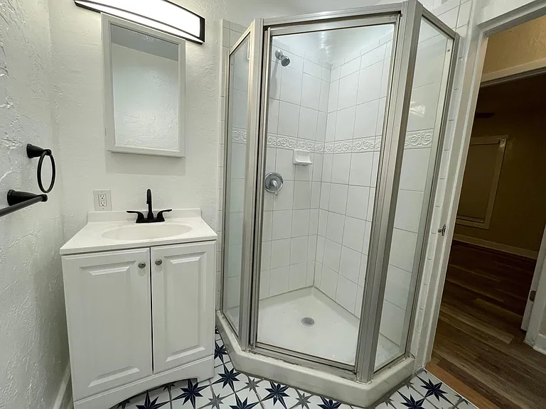 1380 Tioga Ave — Photo 10