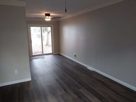 Open Layout with living room/dining room open to back deck