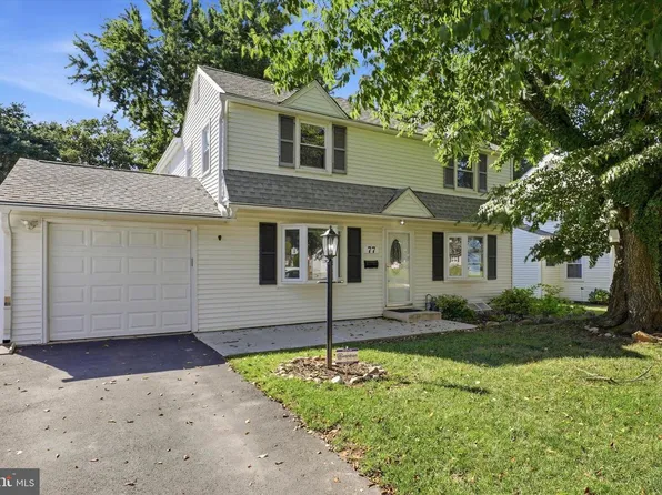 77 Woodlawn Rd, Warminster, PA 18974