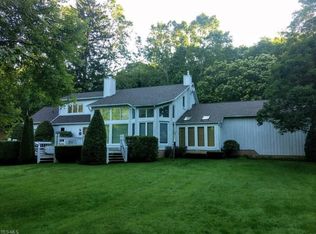 173 Riverside Dr, Munroe Falls, OH 44262