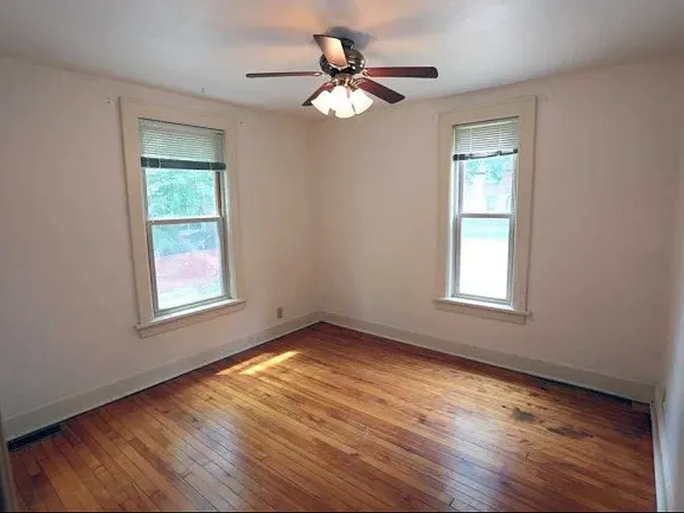 134 W Gilman St — Photo 3