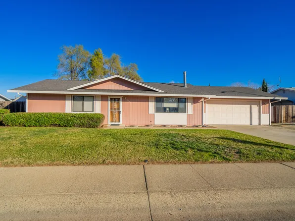 1025 Dara Ct, Redding, CA 96003