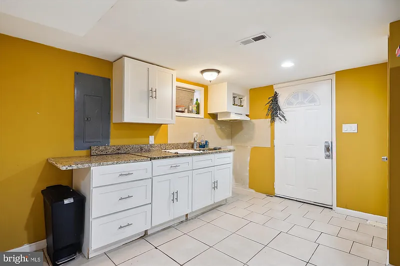 Thumbnail 17