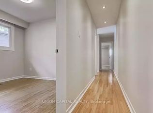 110 Leslie St #1A, Toronto, ON M4M3C7