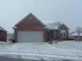 672 Brandi Ct, Greenwood, IN 46142
