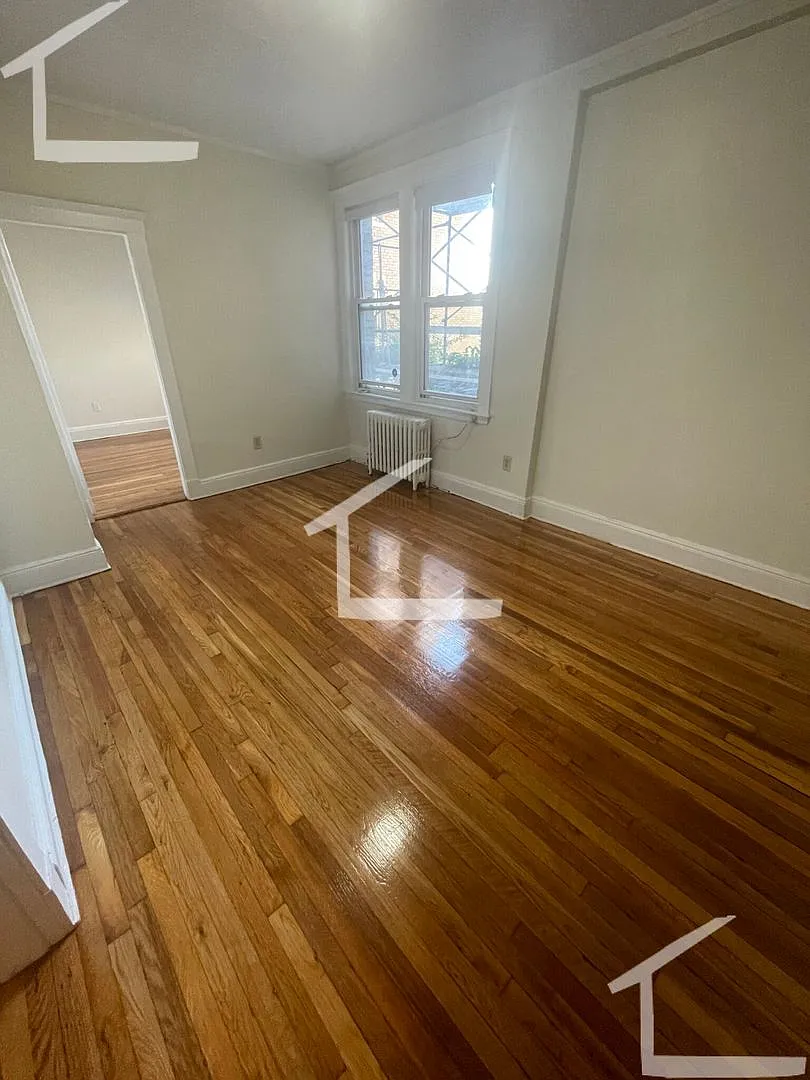 9/1- No Fee! Split-style 2BR on Green Line in Brighton! — Photo 1
