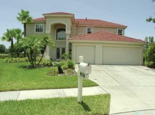 10203 Garden Alcove Dr, Tampa, FL 33647