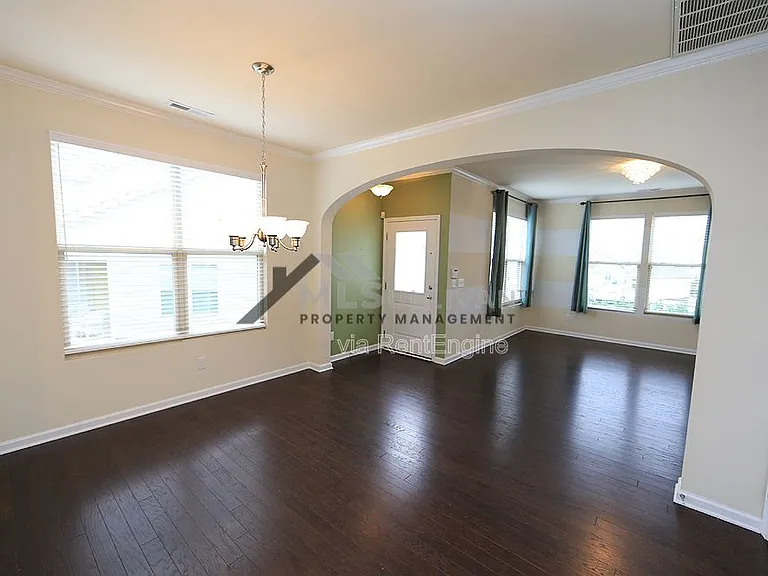 200 Mount Evans Dr — Photo 6
