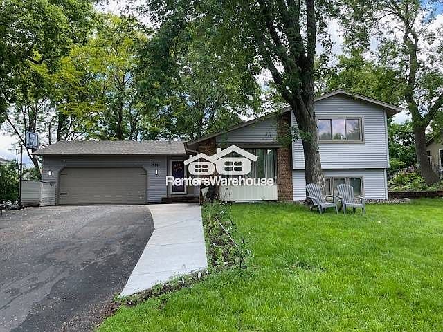 1st image of 536 Lake Cove Ct