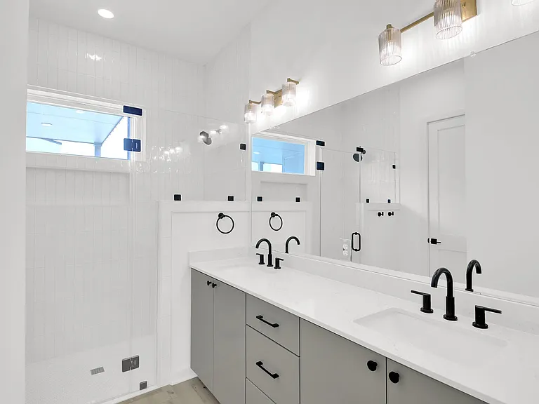 7208 Providence Ave #3A — Photo 18