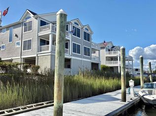 7 Neptune Dr #4, Somers Pt, NJ 08244
