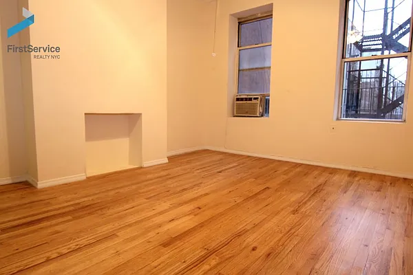 Rented by FirstService Realty (legacy) | media 13