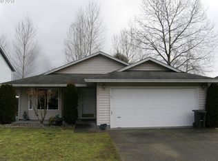 104 Oxford Rd, Longview, WA 98632