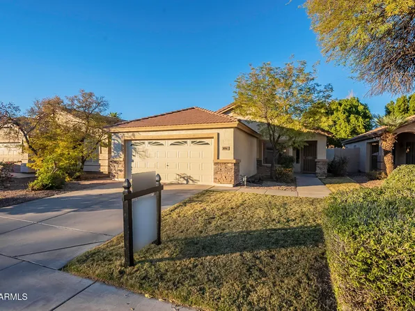 896 E WINDSOR Drive, Gilbert, AZ 85296