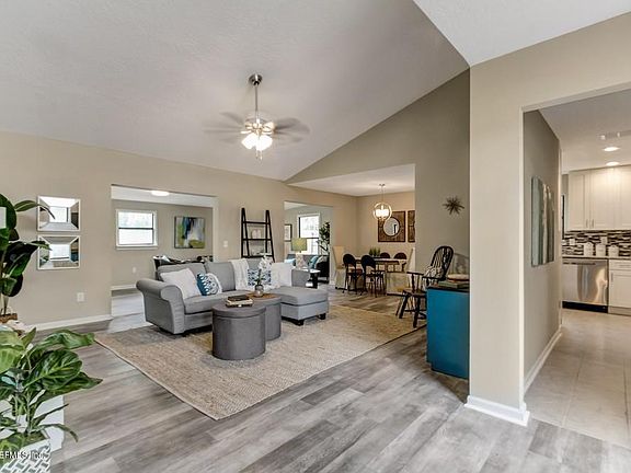 3rd image of 14408 Seafarer Dr