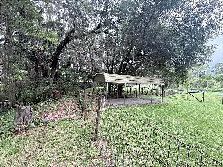 10715 N Northcut Ave — Photo 12