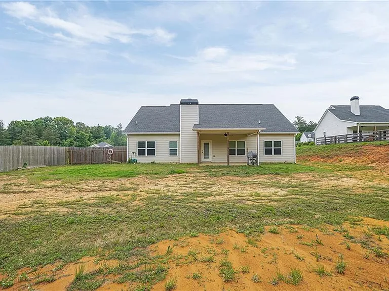 80 Whitley Ct — Photo 28