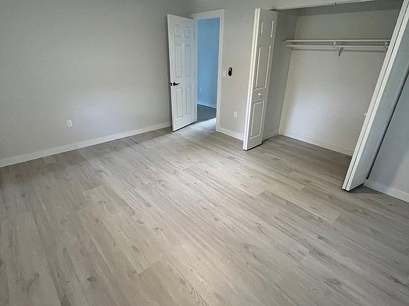4th image of 1684 Martin St Unit 17B