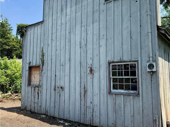 3282 Easton Ave, Bethlehem, PA 18020