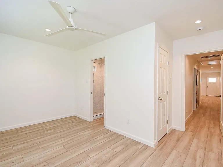 2509 Terry St #B — Photo 12